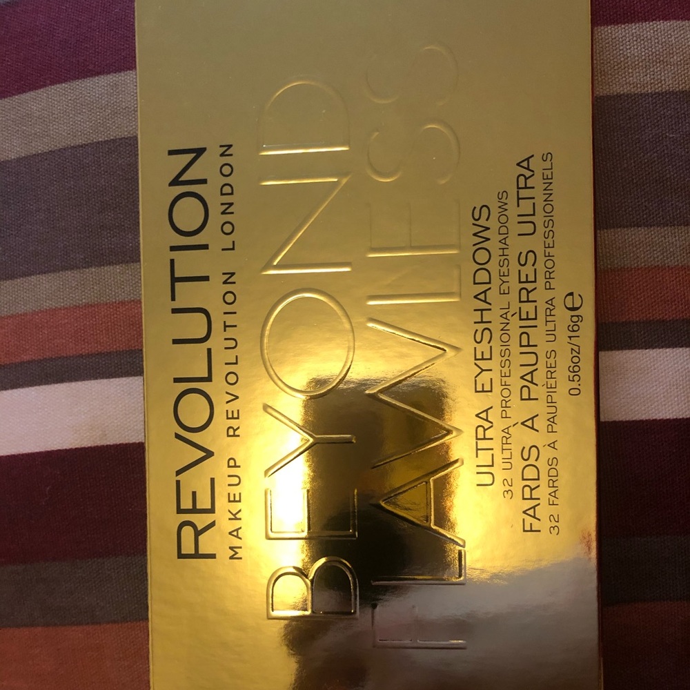 Makeup Revolution Beyond Flawless Palette